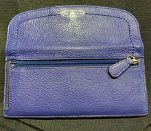 Load image into Gallery viewer, Consignment - Coach Wallet #2 (Blue)

